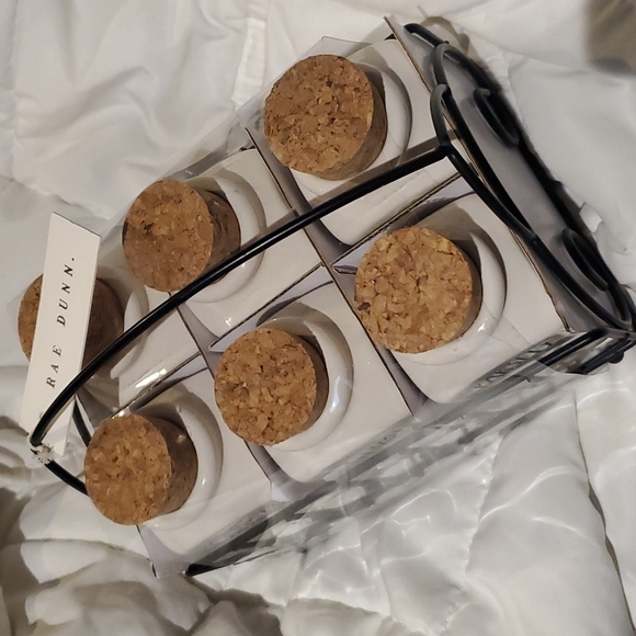 Rae Dunn 6pk Spice Bottles w/ Rack - Picture 3 of 4